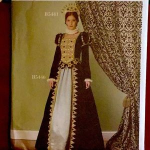 Renaissance Dress Pattern Size 14, 16, 18, 20
